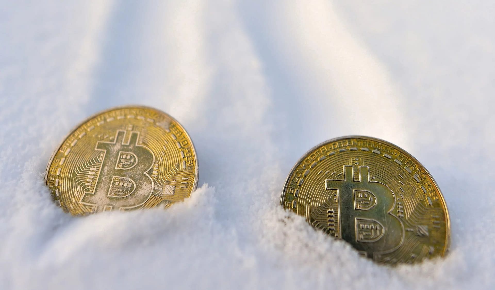 Bitcoinprys verander die skrif AltCrypto Daily
